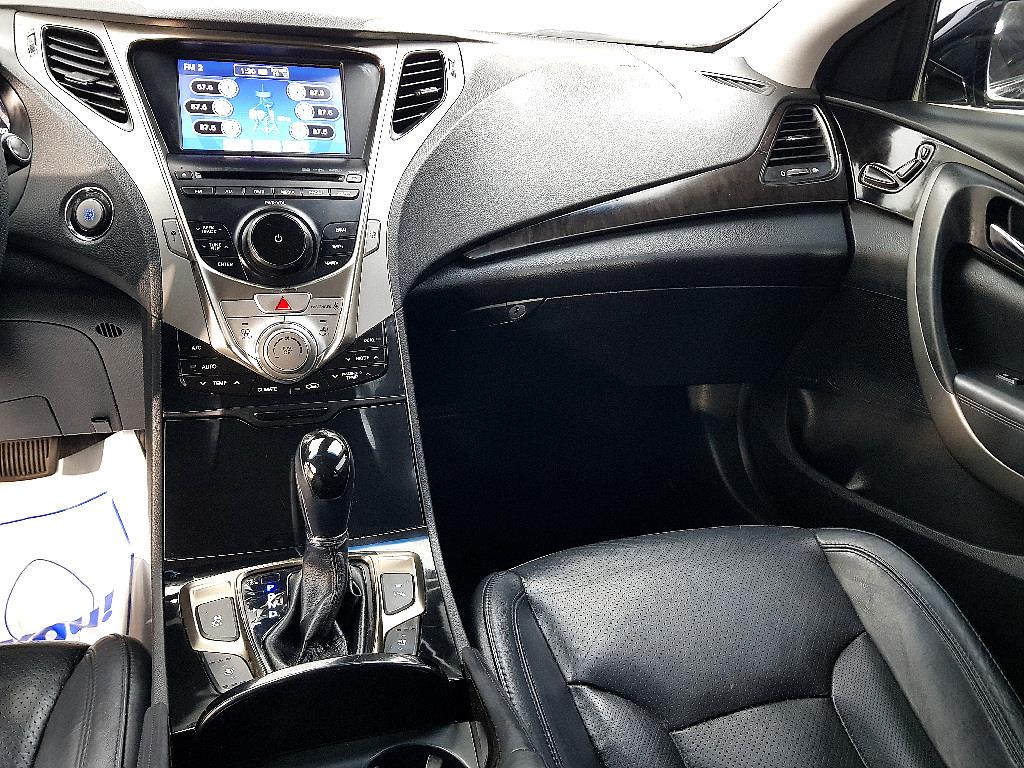 HYUNDAI Grandeur - Vista 10