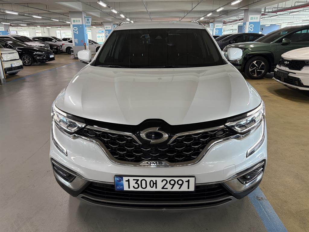 SAMSUNG QM6 - Vista 2