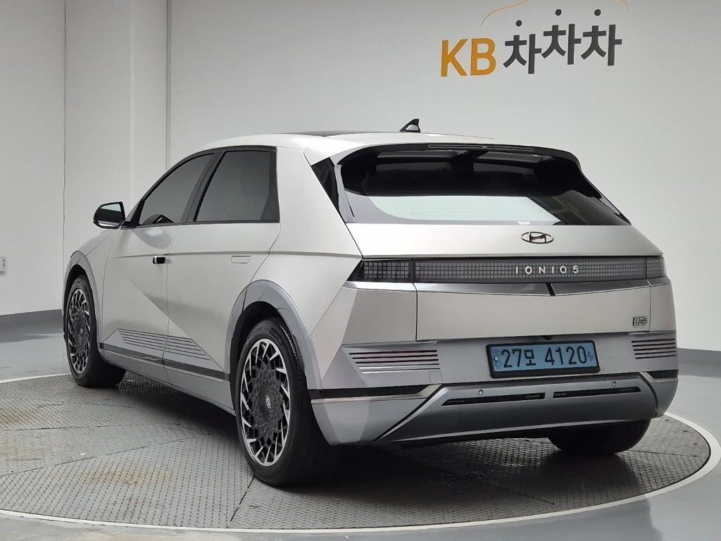HYUNDAI Ioniq 5 - Vista 2