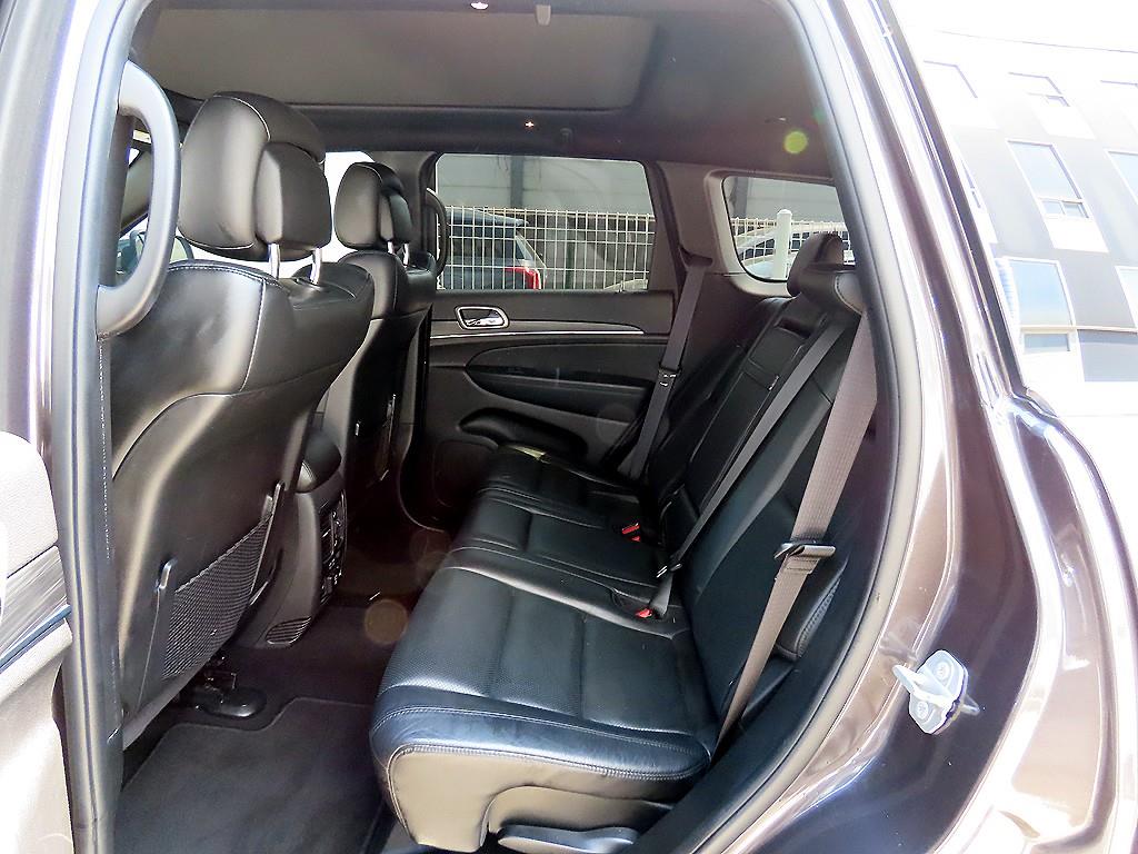 Jeep Cherokee - Vista 6