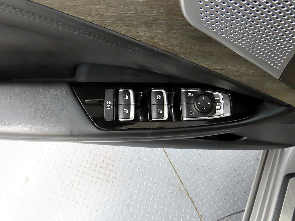 KIA K8 - Vista 11