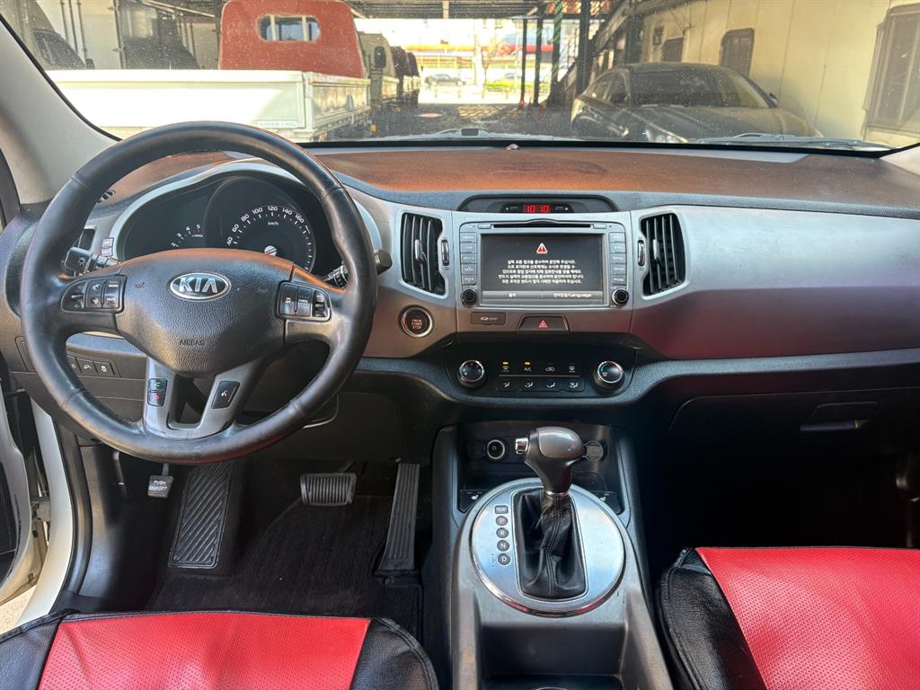KIA Sportage - Vista 5
