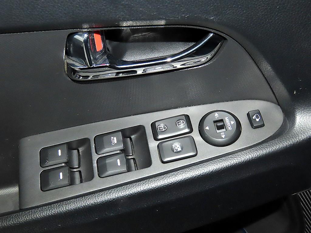 KIA Sportage 2012 Gris - Importación desde Corea - HF Imports Iquique - Foto 13