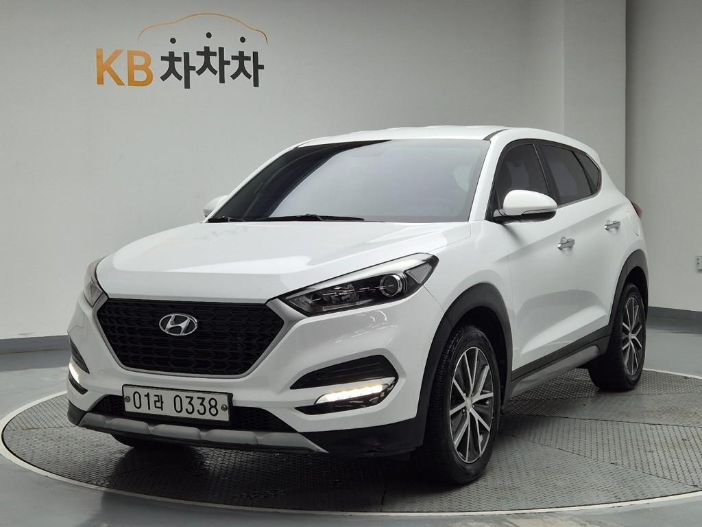 HYUNDAI Tucson 2017 Blanco - Importación desde Corea - HF Imports Iquique - Foto 1