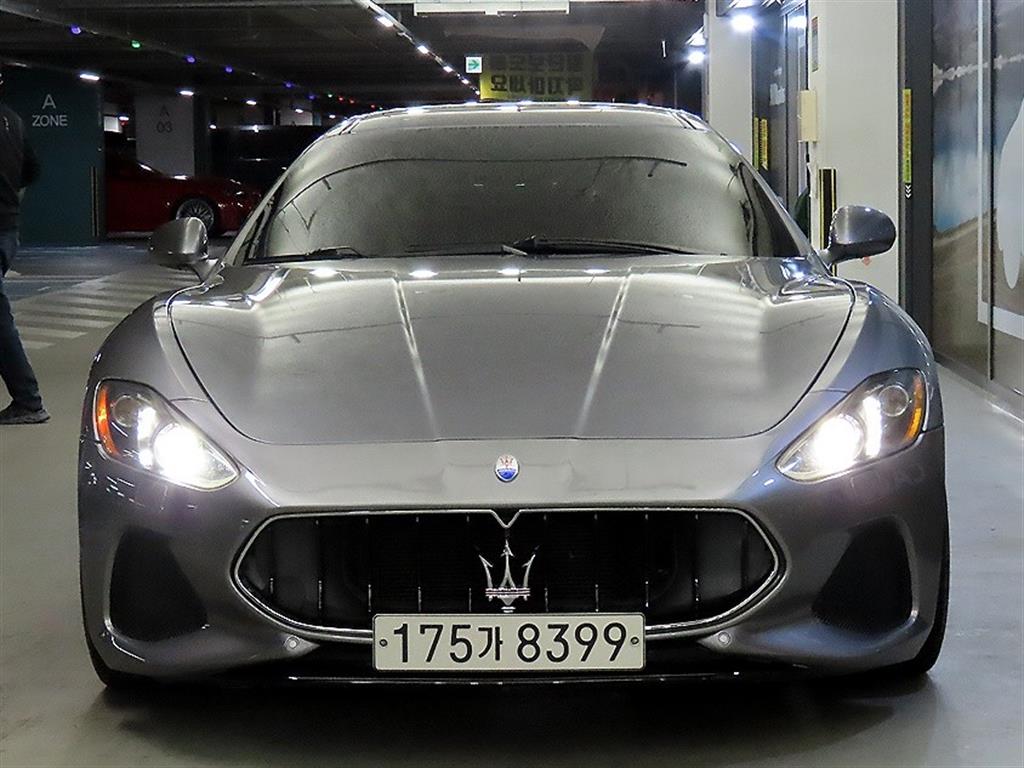 Maserati Gran Turismo - Vista 2
