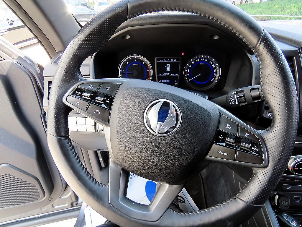 Ssangyong Rexton - Vista 8
