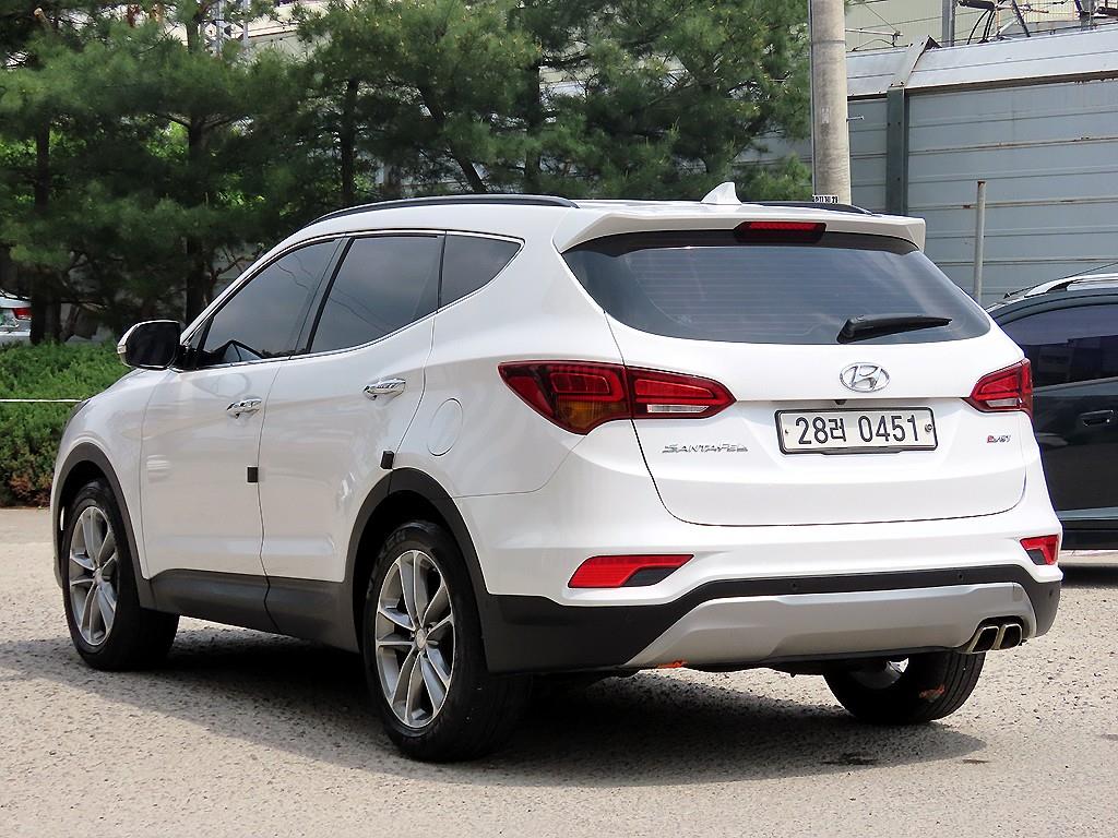 HYUNDAI Santa Fe - Vista 3