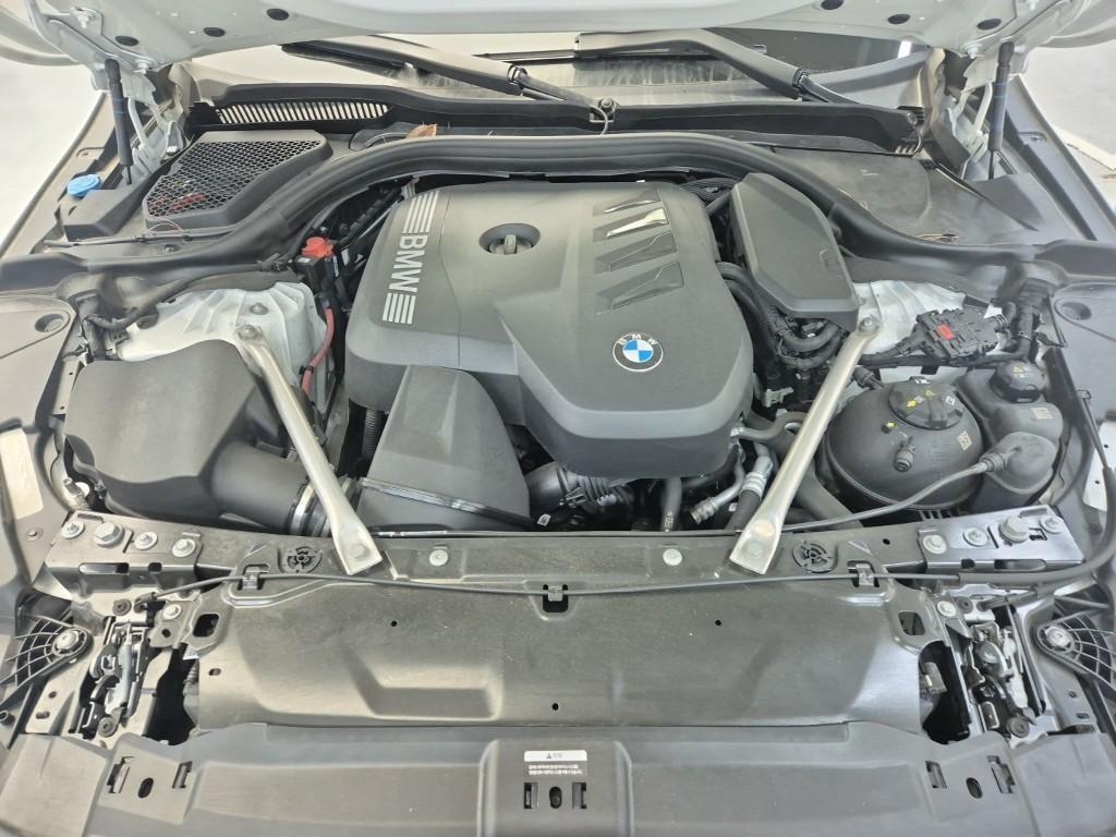 BMW 5 Series - Vista 5