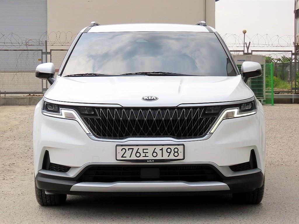 KIA Carnival 2021 Blanco - Importación desde Corea - HF Imports Iquique - Foto 1