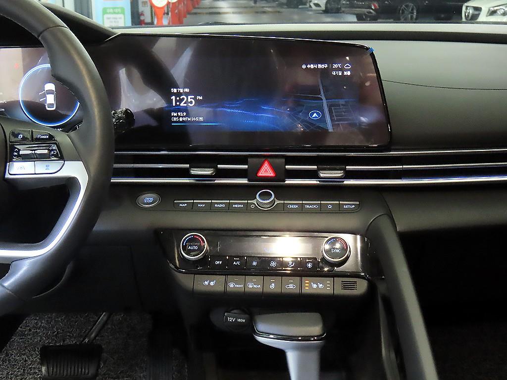 HYUNDAI Avante - Vista 11