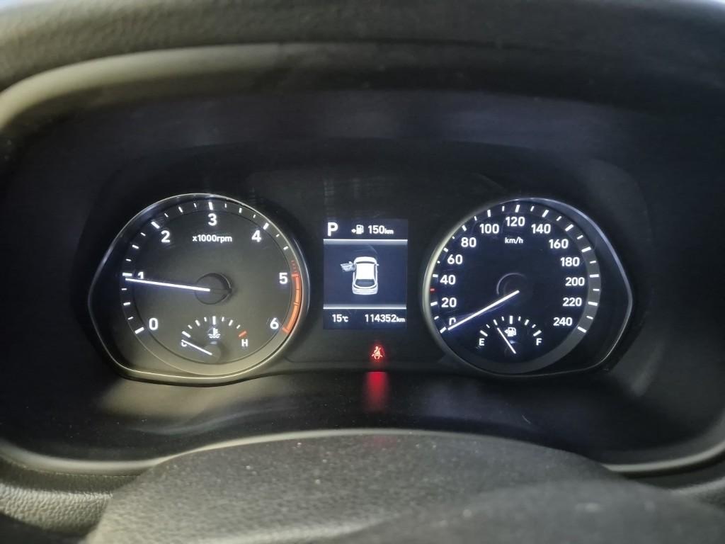 HYUNDAI i30 - Vista 6