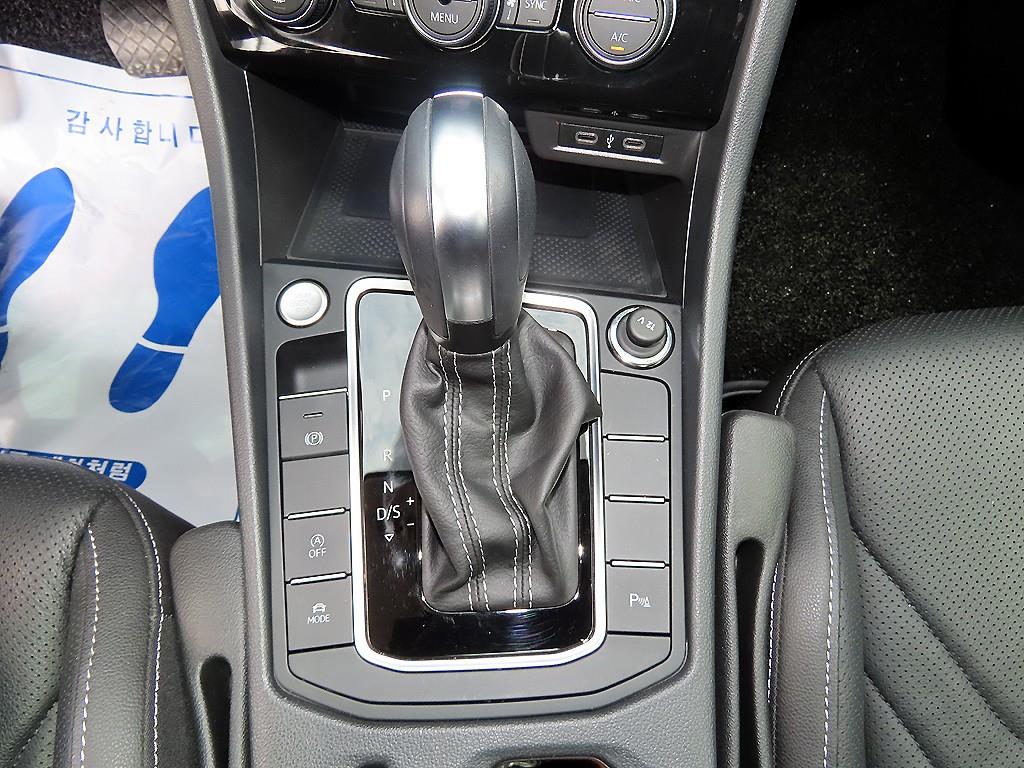 Volkswagen Jetta - Vista 10