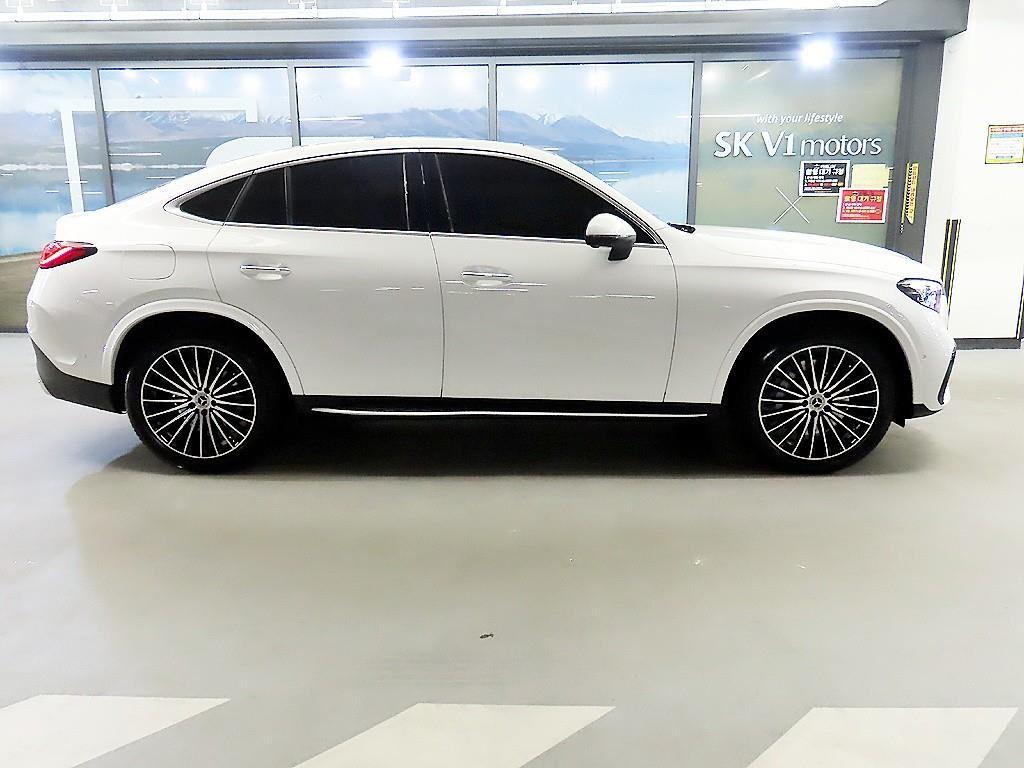 Mercedes Benz GLC Class - Vista 3