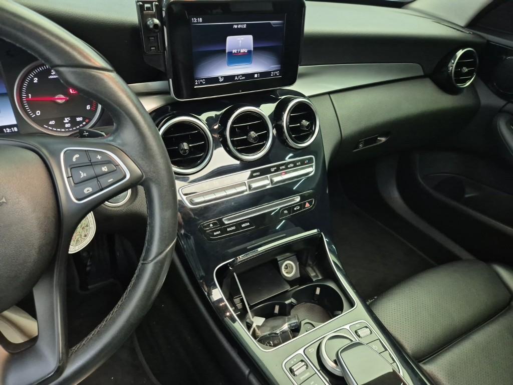 Mercedes Benz C Class - Vista 6