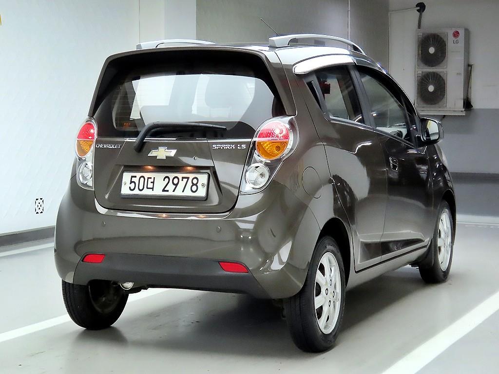 Chevrolet Spark - Vista 4