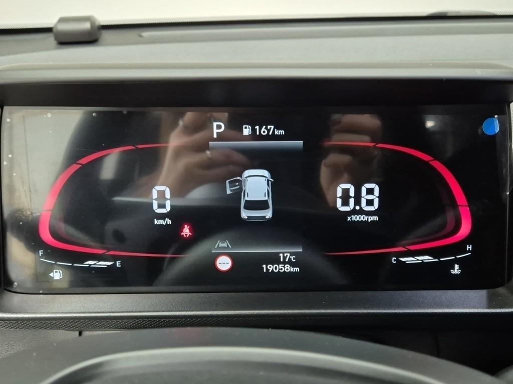 HYUNDAI Casper - Vista 6