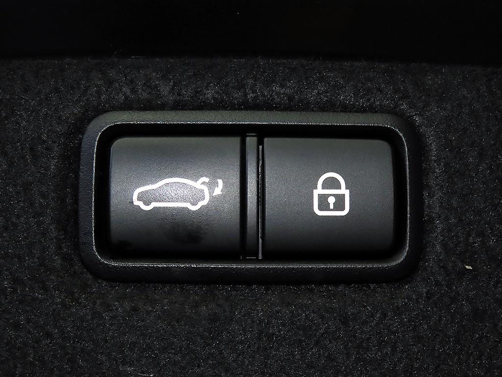 Genesis G80 2018 Negro - Importación desde Corea - HF Imports Iquique - Foto 17