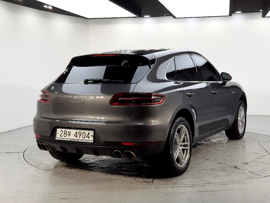 Porsche Macan - Vista 4