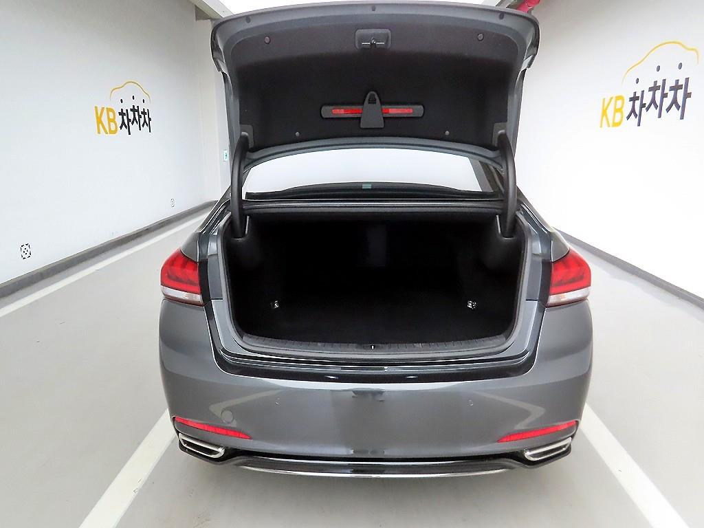 Genesis G80 - Vista 5