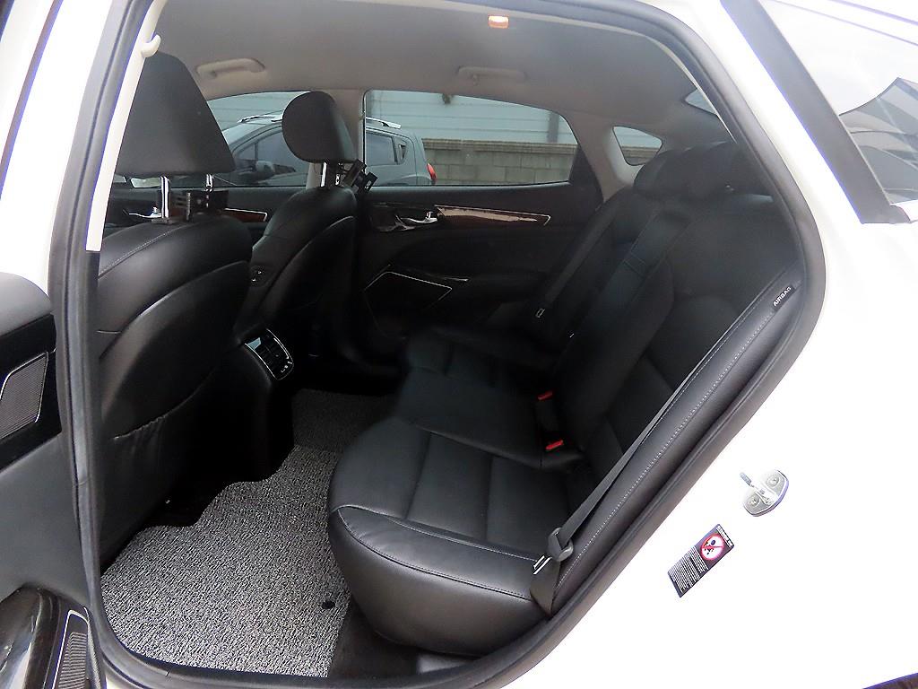 KIA K7 - Vista 6