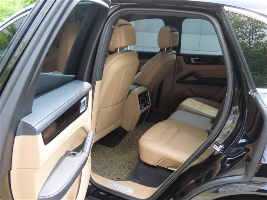 Porsche Cayenne 2020 Negro - Importación desde Corea - HF Imports Iquique - Foto 13