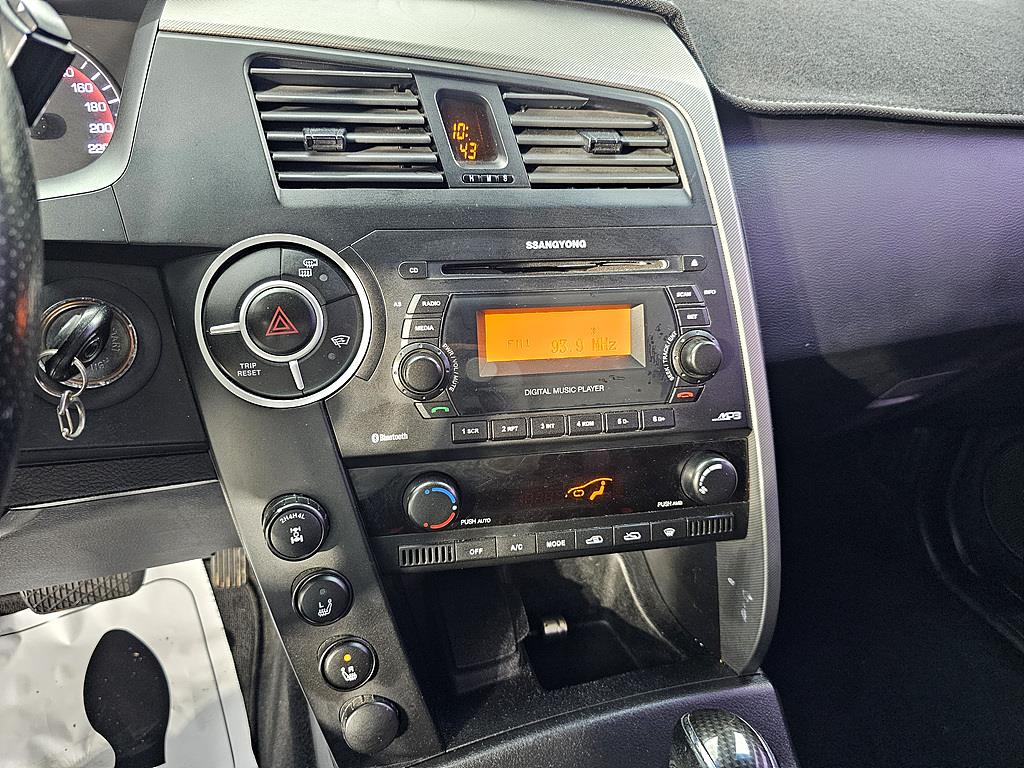 Ssangyong Korando 2012 Plateado - Importación desde Corea - HF Imports Iquique - Foto 14