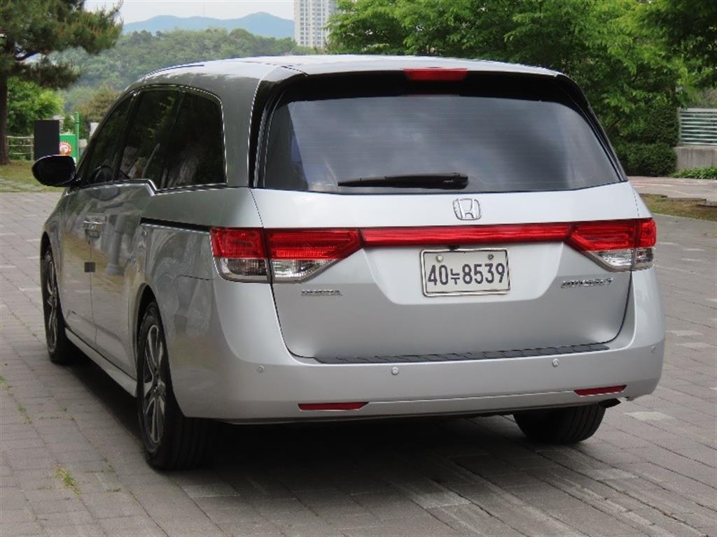Honda Odyssey - Vista 7