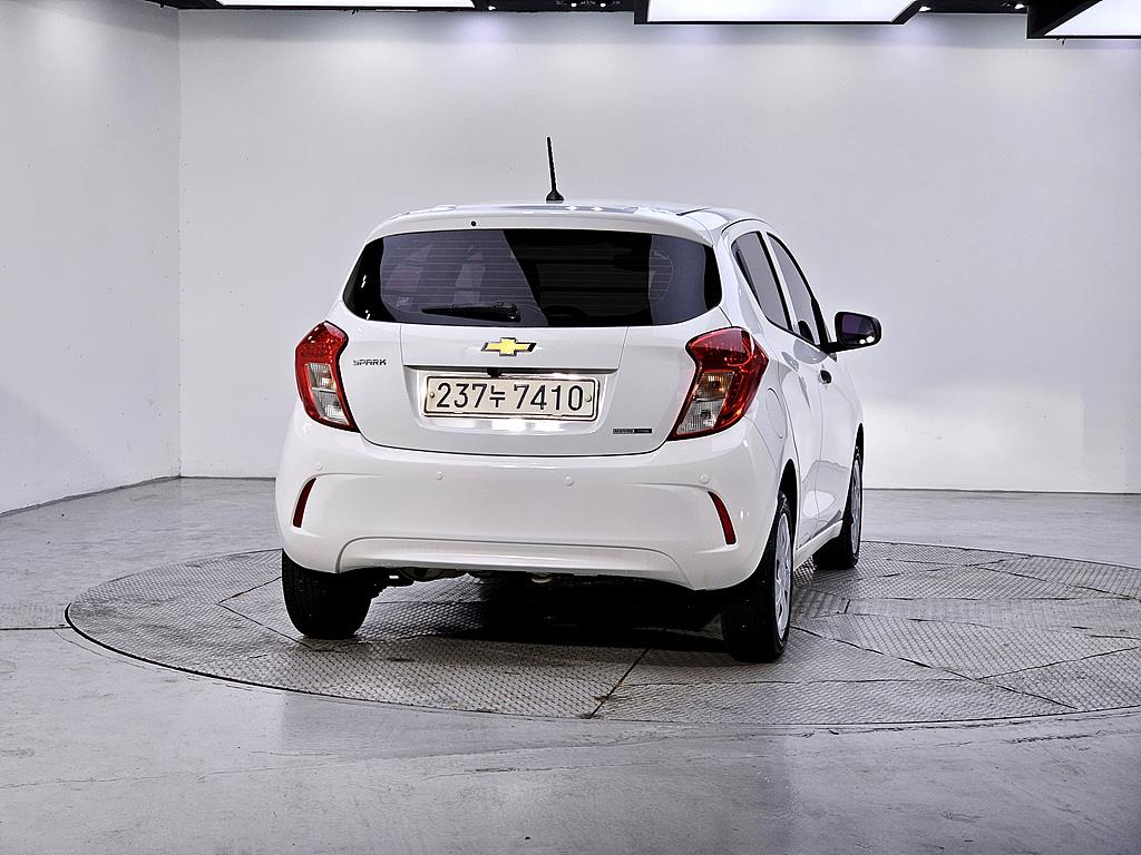 Chevrolet Spark - Vista 3