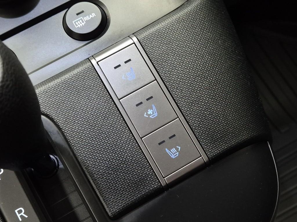 HYUNDAI Casper - Vista 11