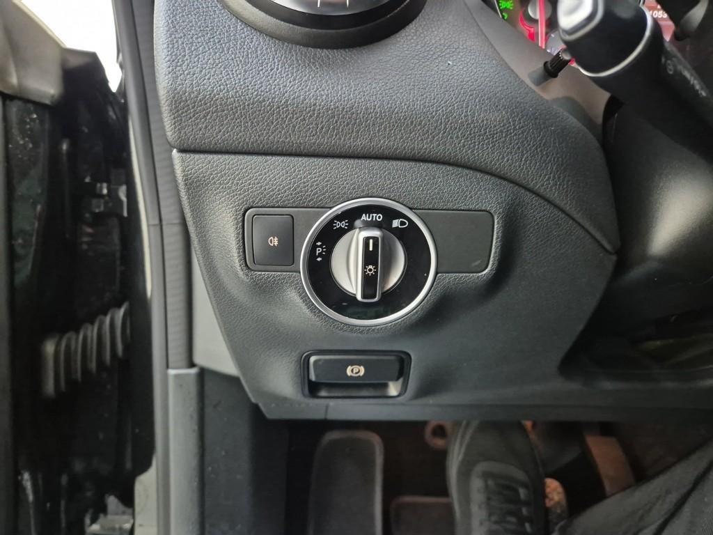 Mercedes Benz CLA Class 2015 Negro - Importación desde Corea - HF Imports Iquique - Foto 18