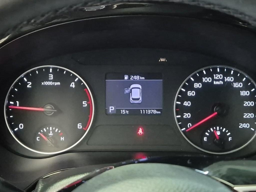 KIA Seltos 2022 Negro - Importación desde Corea - HF Imports Iquique - Foto 18