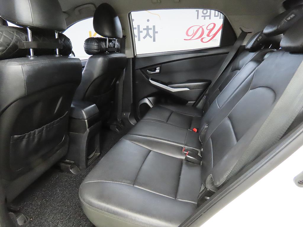 Ssangyong Korando - Vista 8
