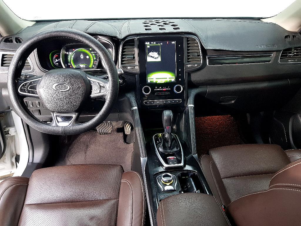 SAMSUNG QM6 - Vista 5