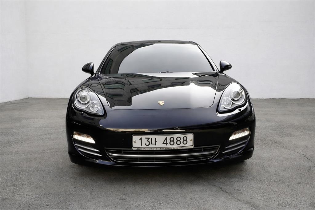 Porsche Panamera 2013 Negro - Importación desde Corea - HF Imports Iquique - Foto 1