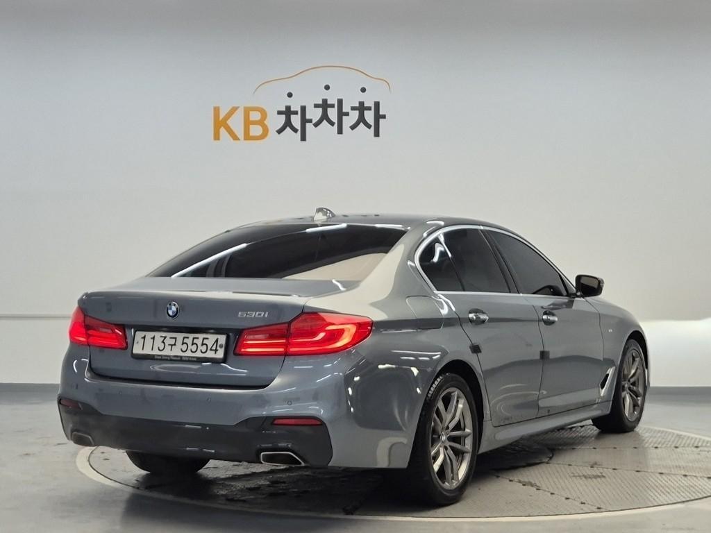 BMW 5 Series - Vista 4