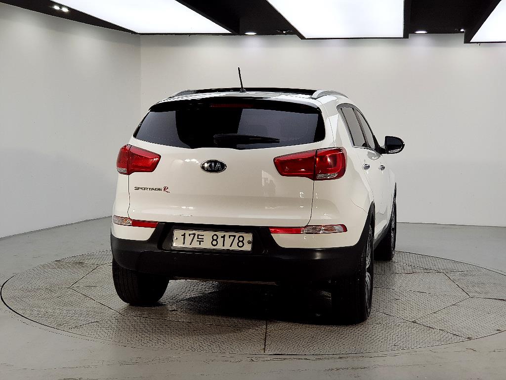 KIA Sportage - Vista 3