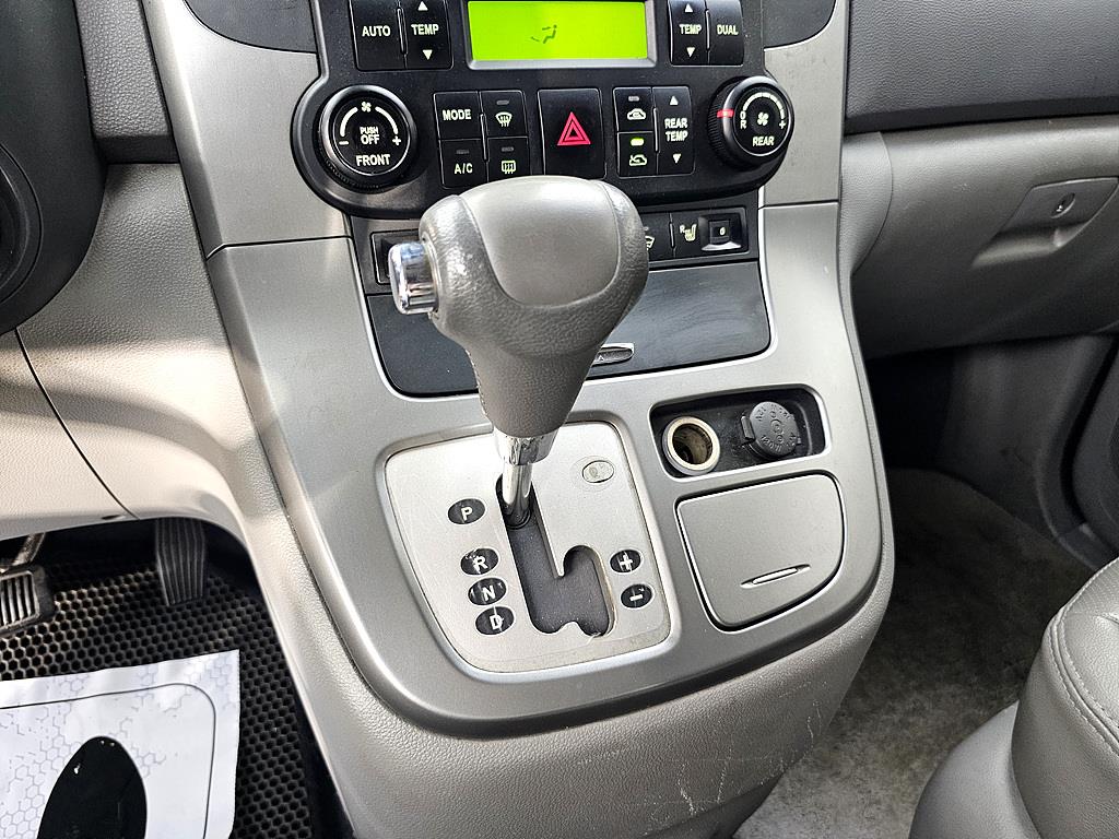 KIA Carnival 2008 Negro - Importación desde Corea - HF Imports Iquique - Foto 17