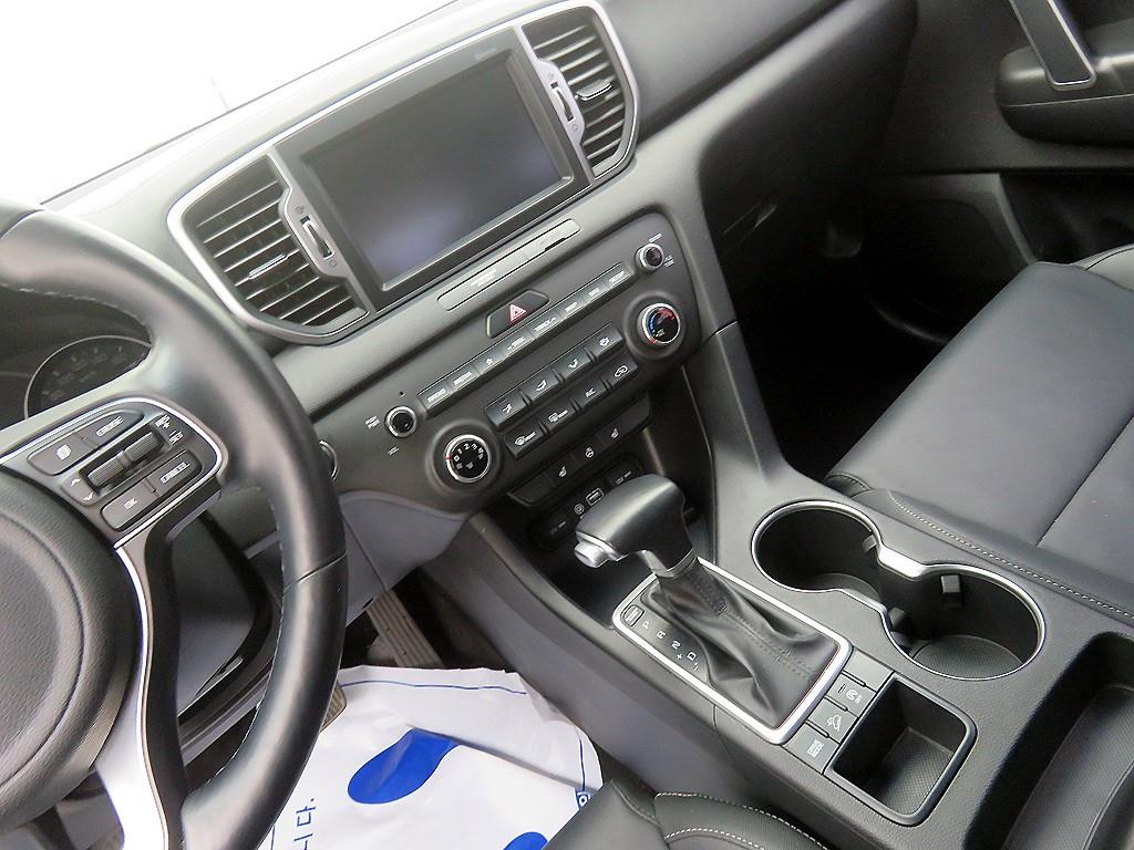 KIA Sportage - Vista 10
