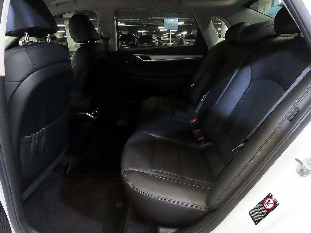 HYUNDAI Grandeur - Vista 7