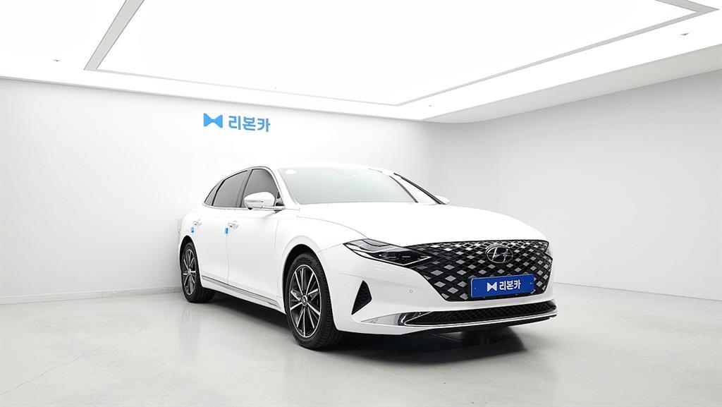 HYUNDAI Grandeur - Vista 3