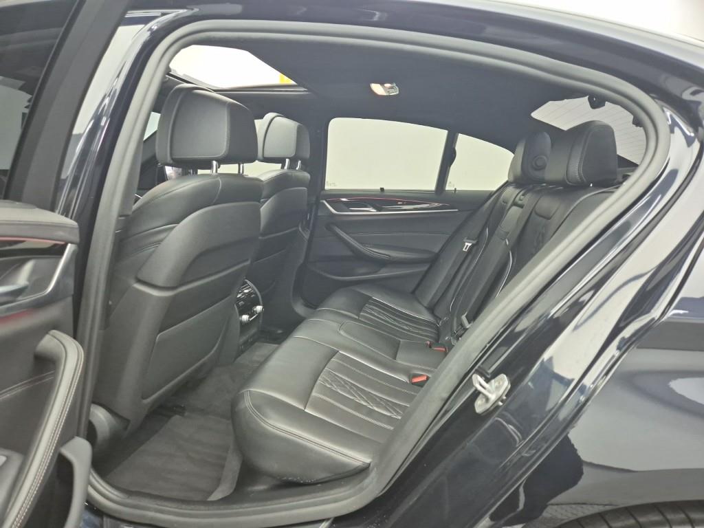 BMW 5 Series - Vista 12
