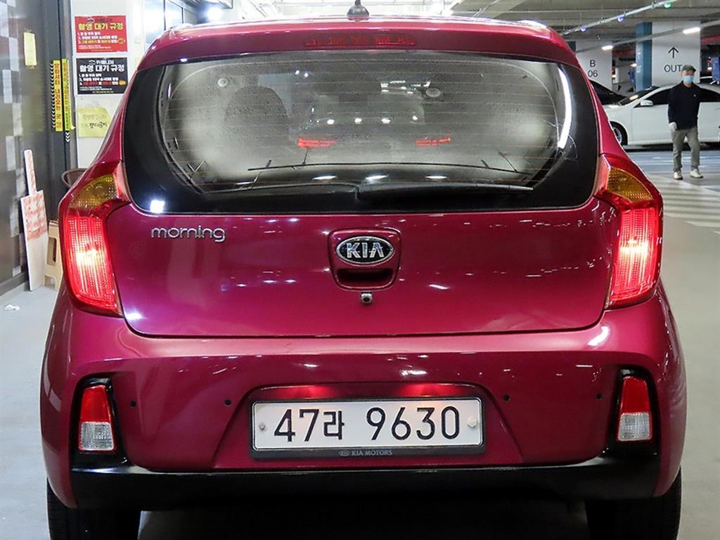 KIA Morning - Vista 5