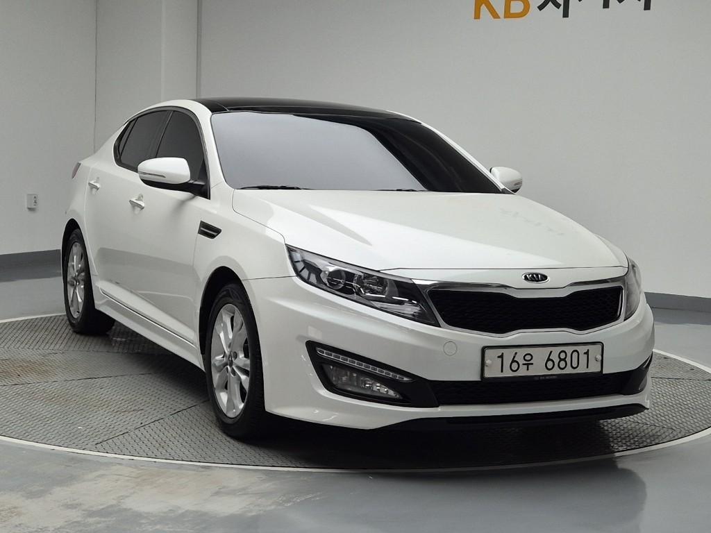 KIA K5 2011 Blanco - Importación desde Corea - HF Imports Iquique - Foto 1