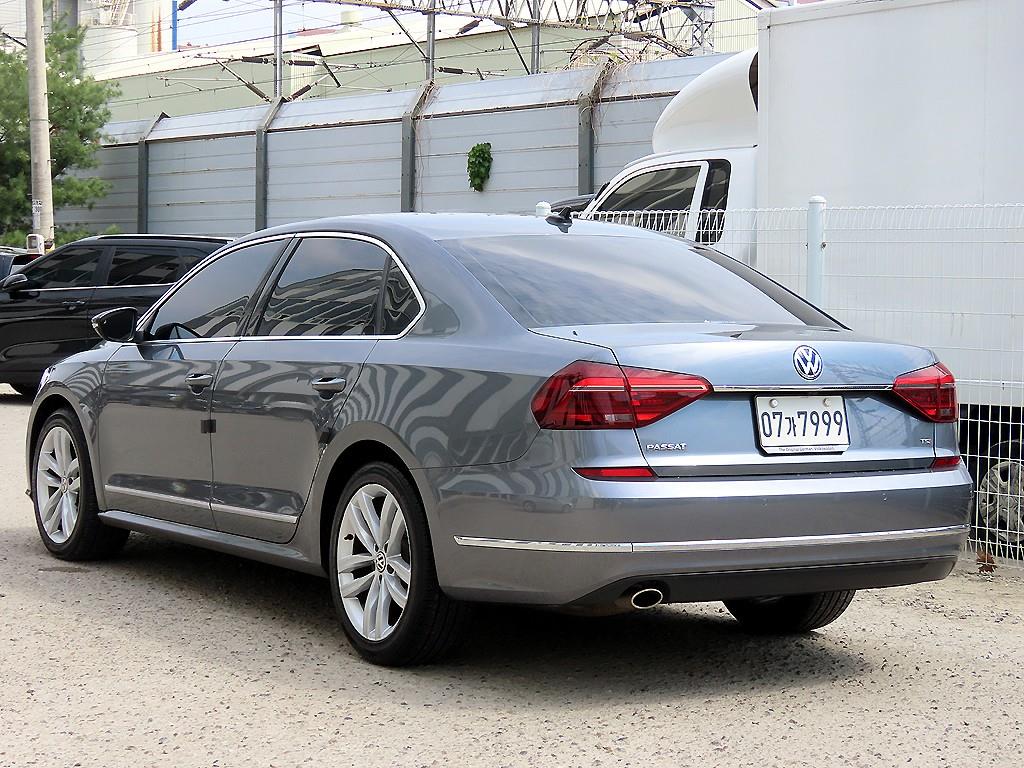 Volkswagen Passat - Vista 3