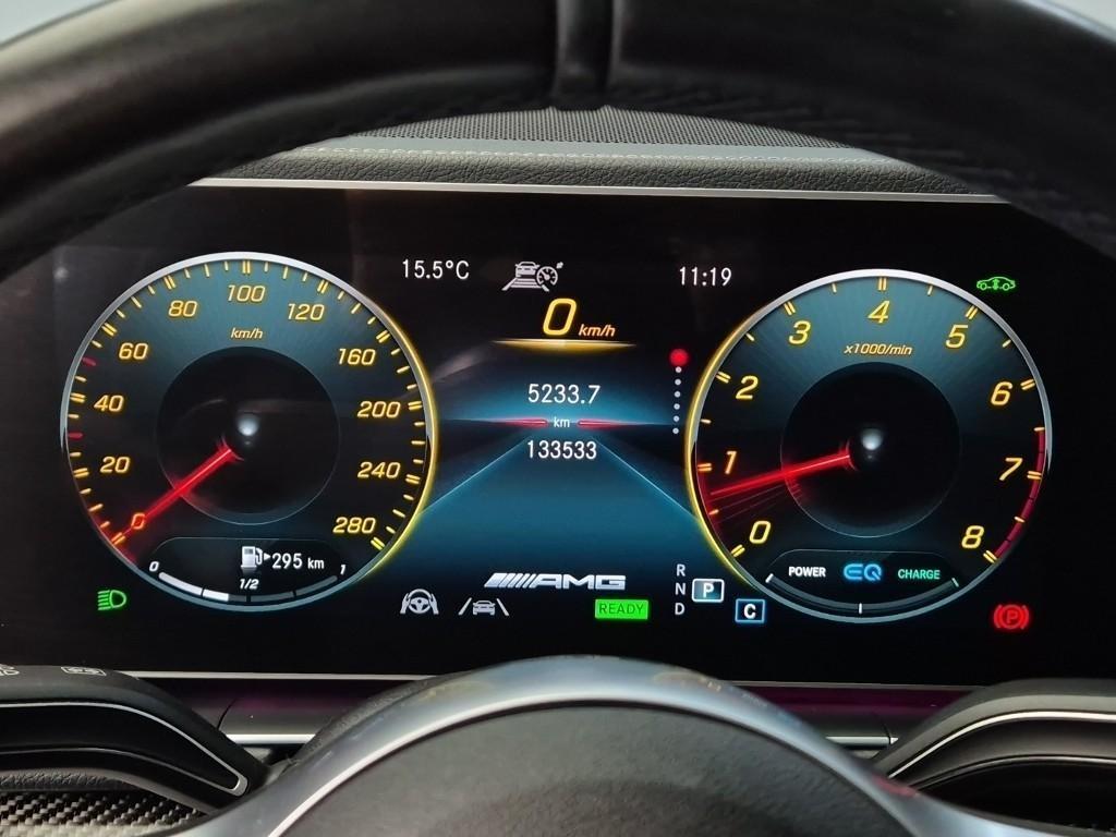 Mercedes Benz GLE Class - Vista 6