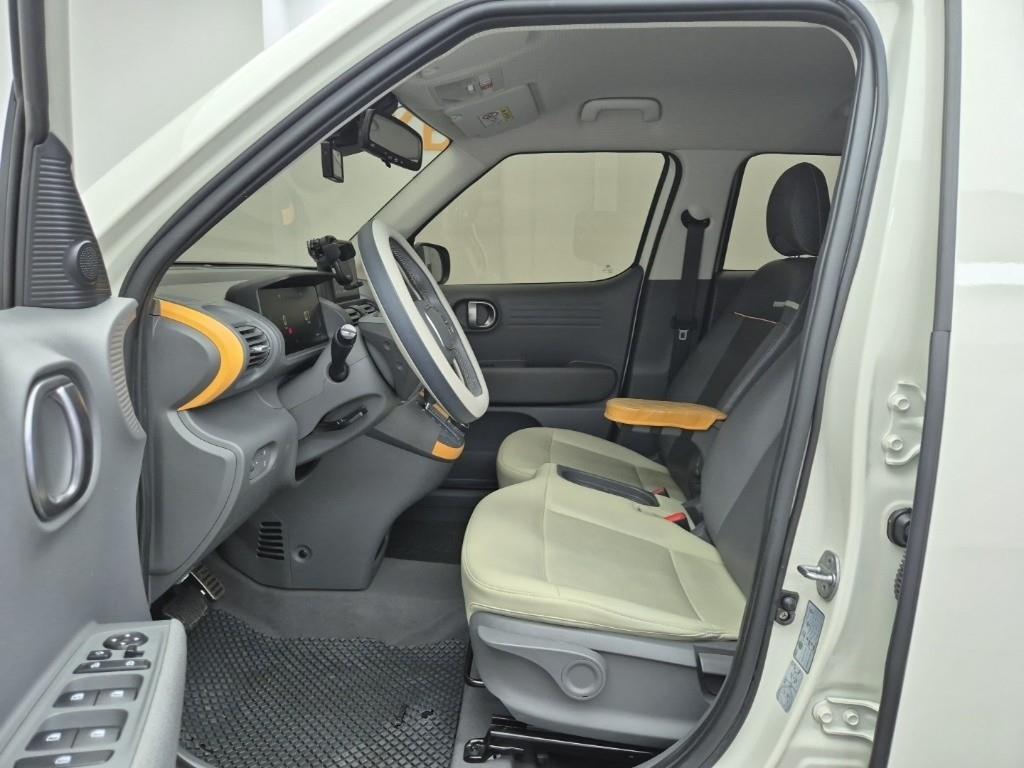 HYUNDAI Casper - Vista 11