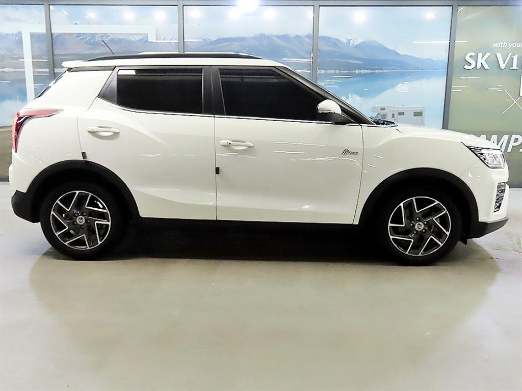 Ssangyong Tivoli - Vista 3