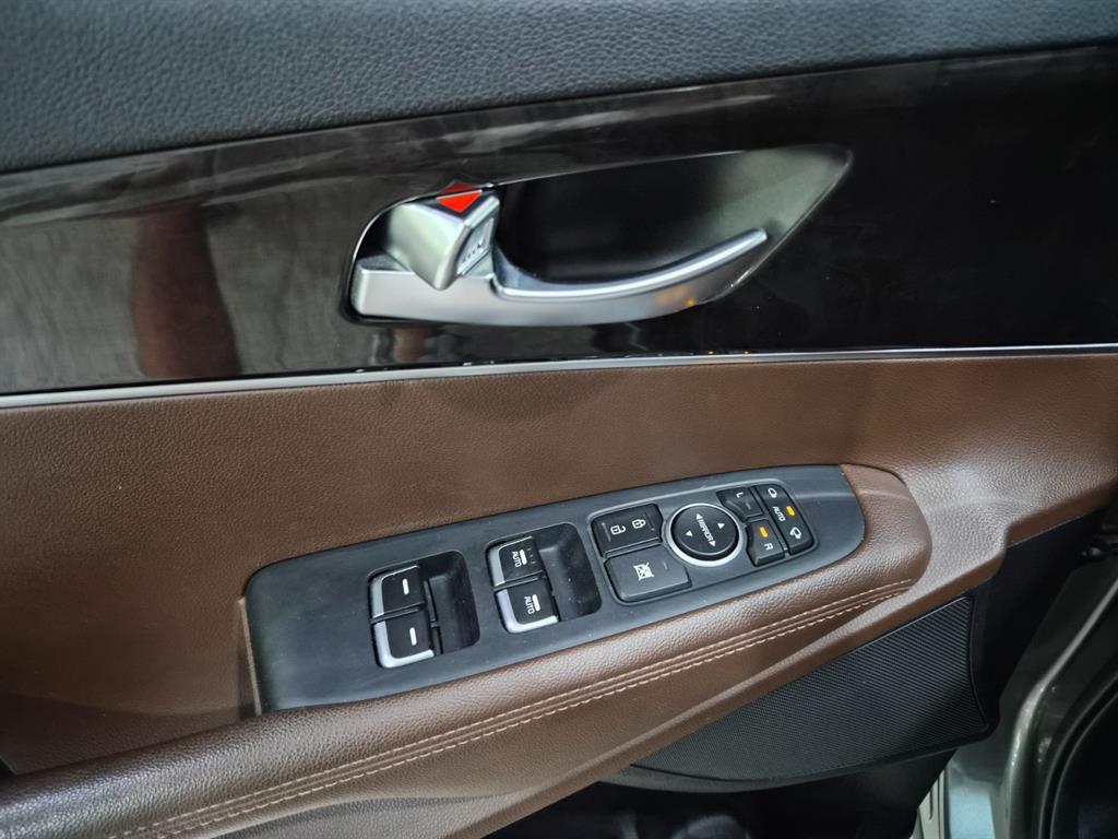 KIA Sorento 2016 Gris - Importación desde Corea - HF Imports Iquique - Foto 16
