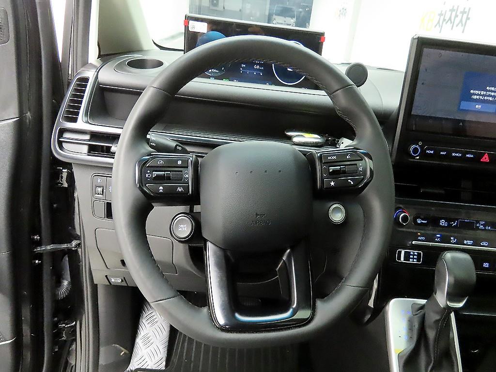 HYUNDAI Staria - Vista 7