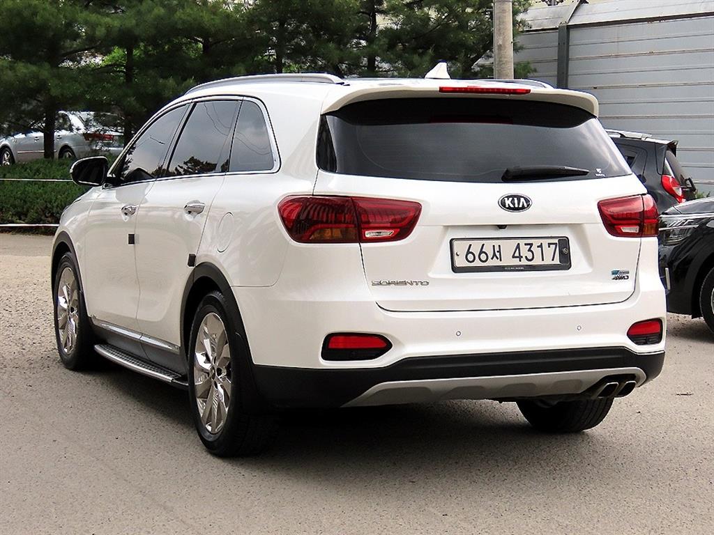 KIA Sorento - Vista 3